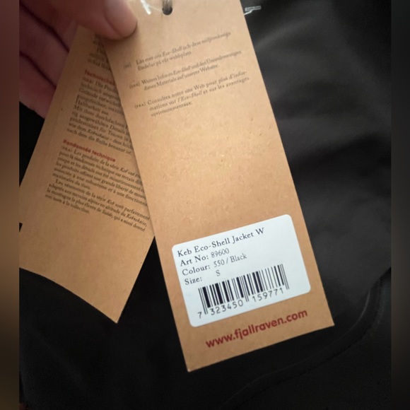 FJALLRAVEN NWT black ‘Keb eco shell’ jacket - Picture 3 of 6